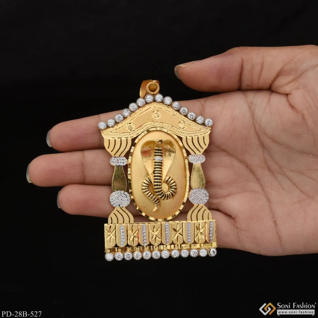 1 Gram Gold Plated Goga Maharaj Sophisticated Design Pendant - Style B527