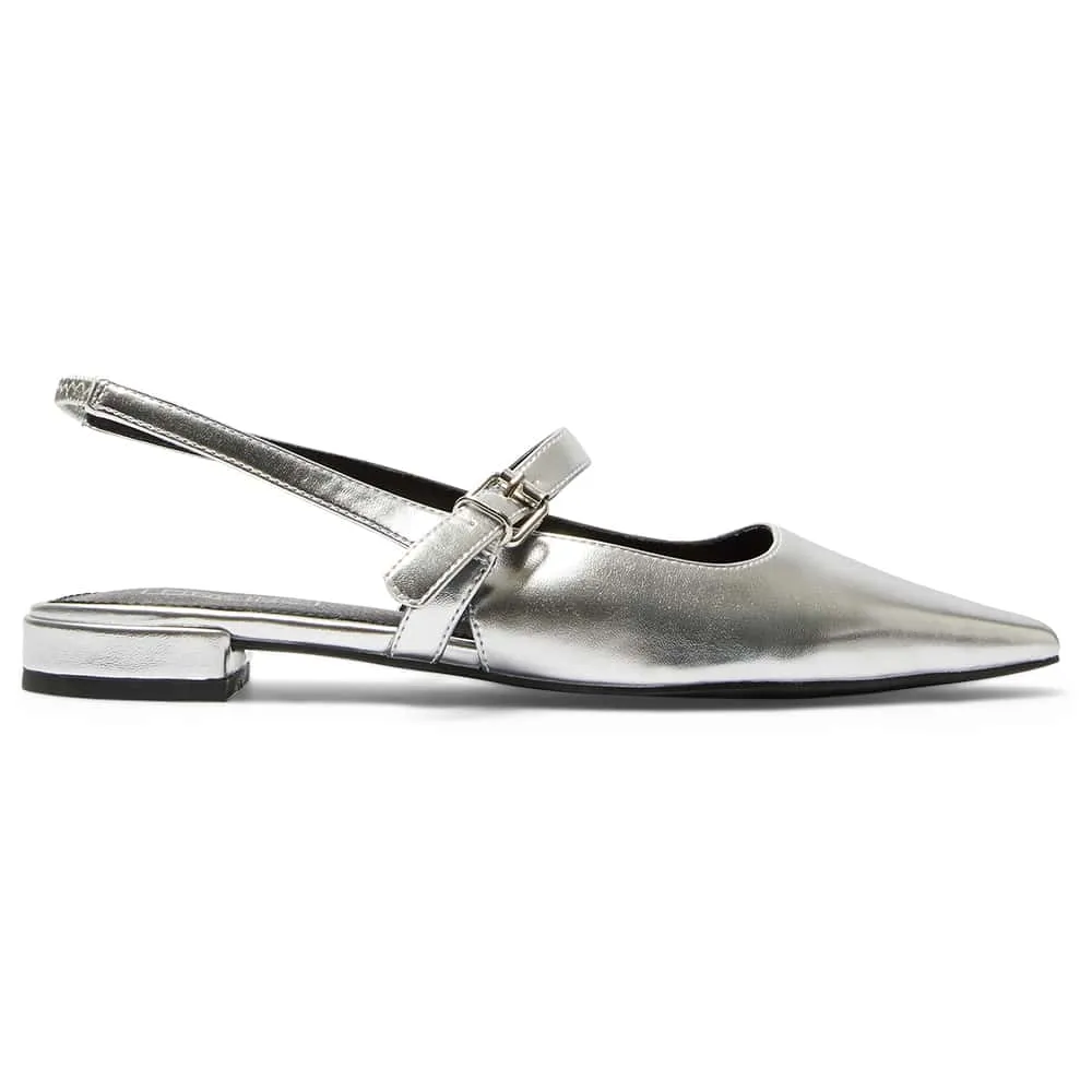 Bianca Flat in Silver Metallic