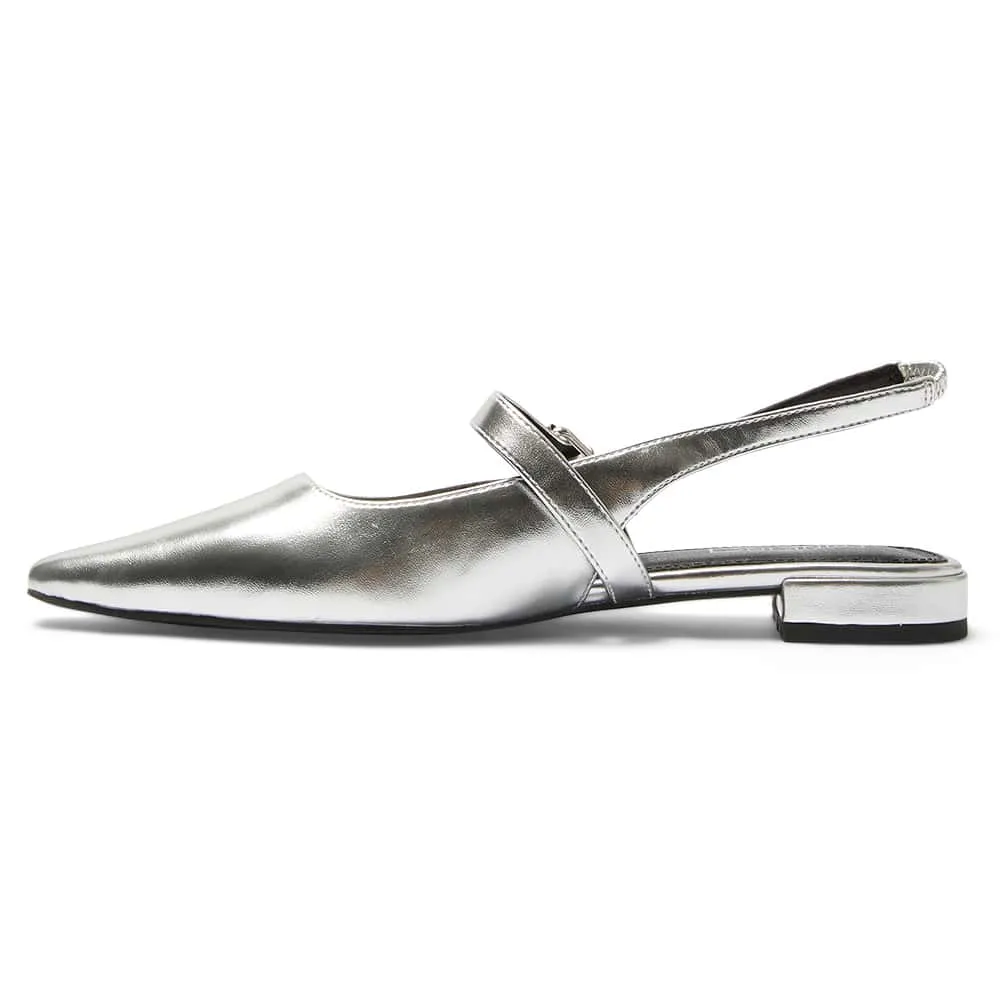 Bianca Flat in Silver Metallic