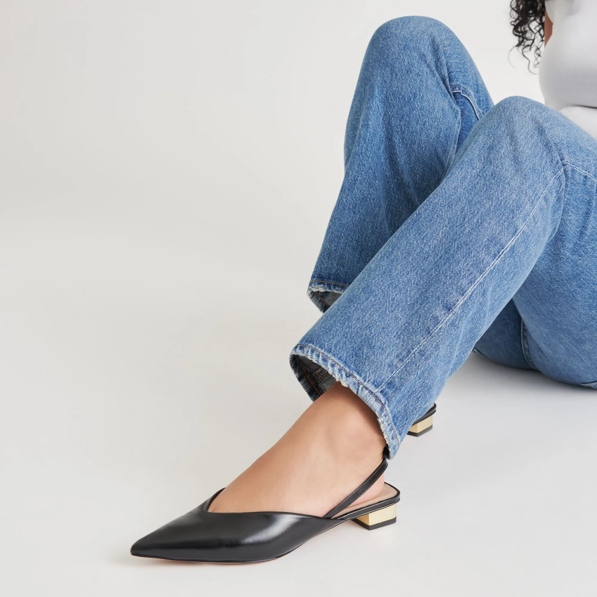 BYANCA FLATS BLACK LEATHER