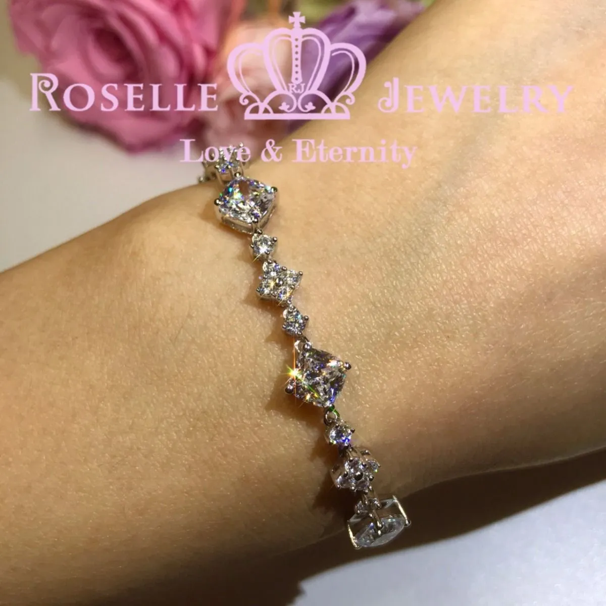 Cushion Cut & Brilliant Round Cut Bracelet - BC100