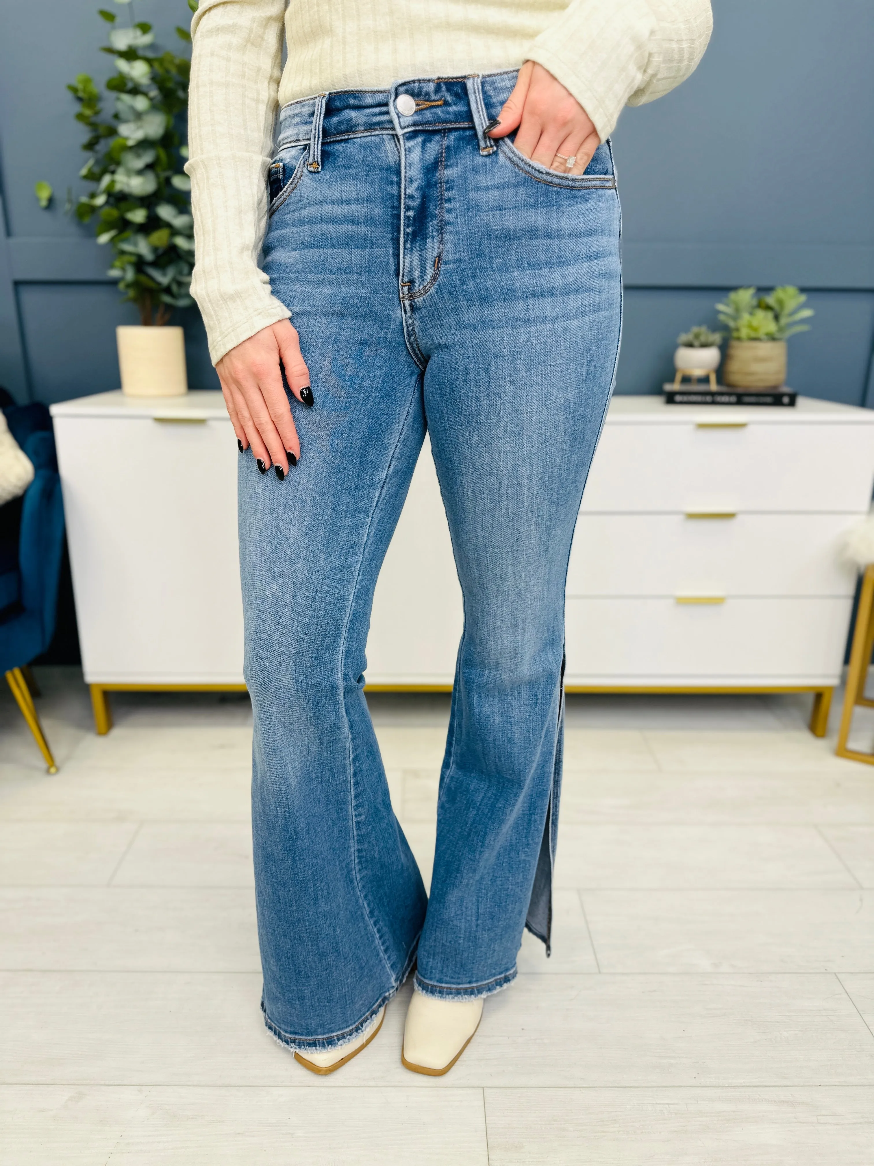 Judy Blue REG/CURVY Gotta Split Slit Flare Jeans