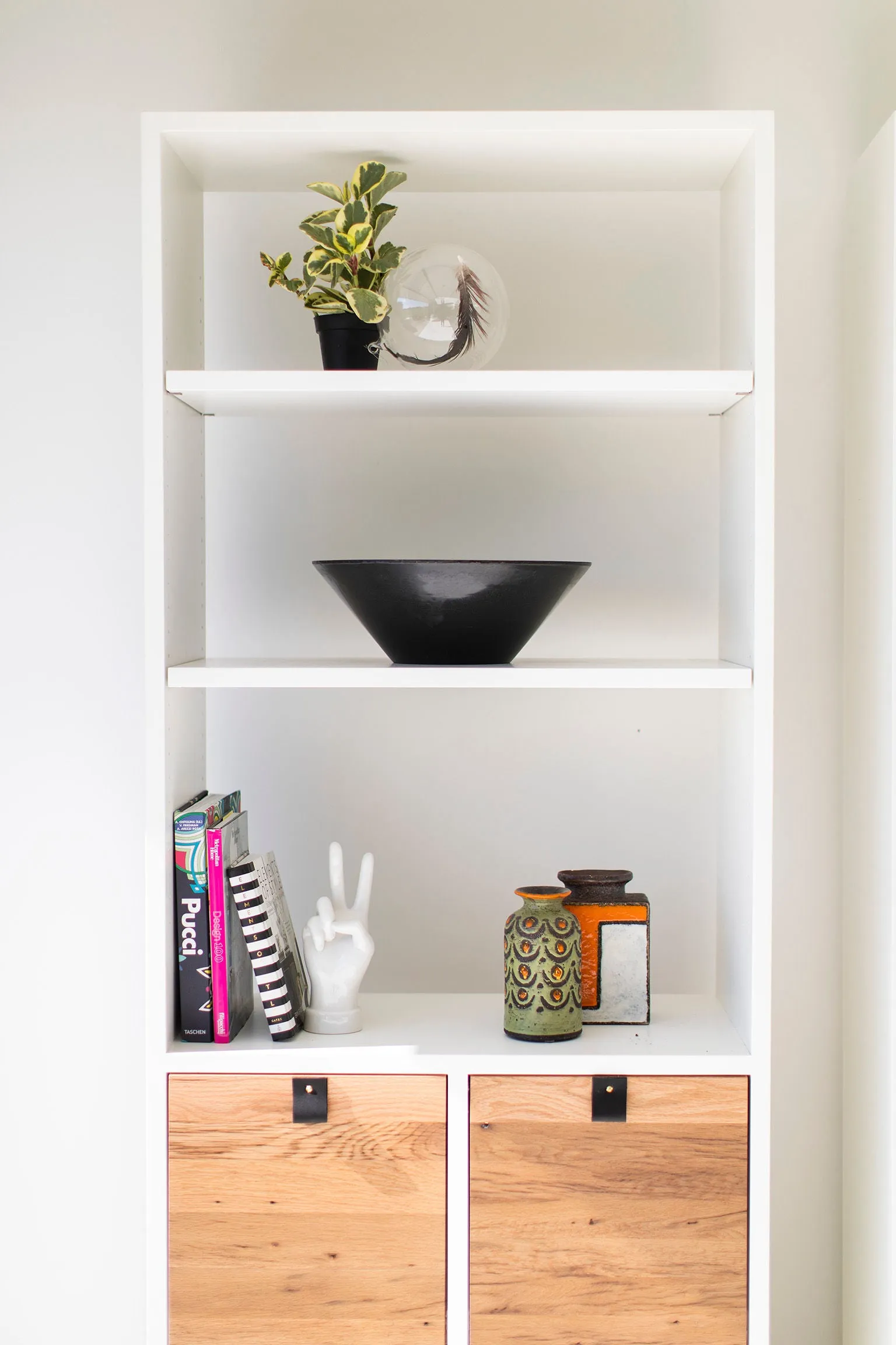 Modern Wall Unit - 1018