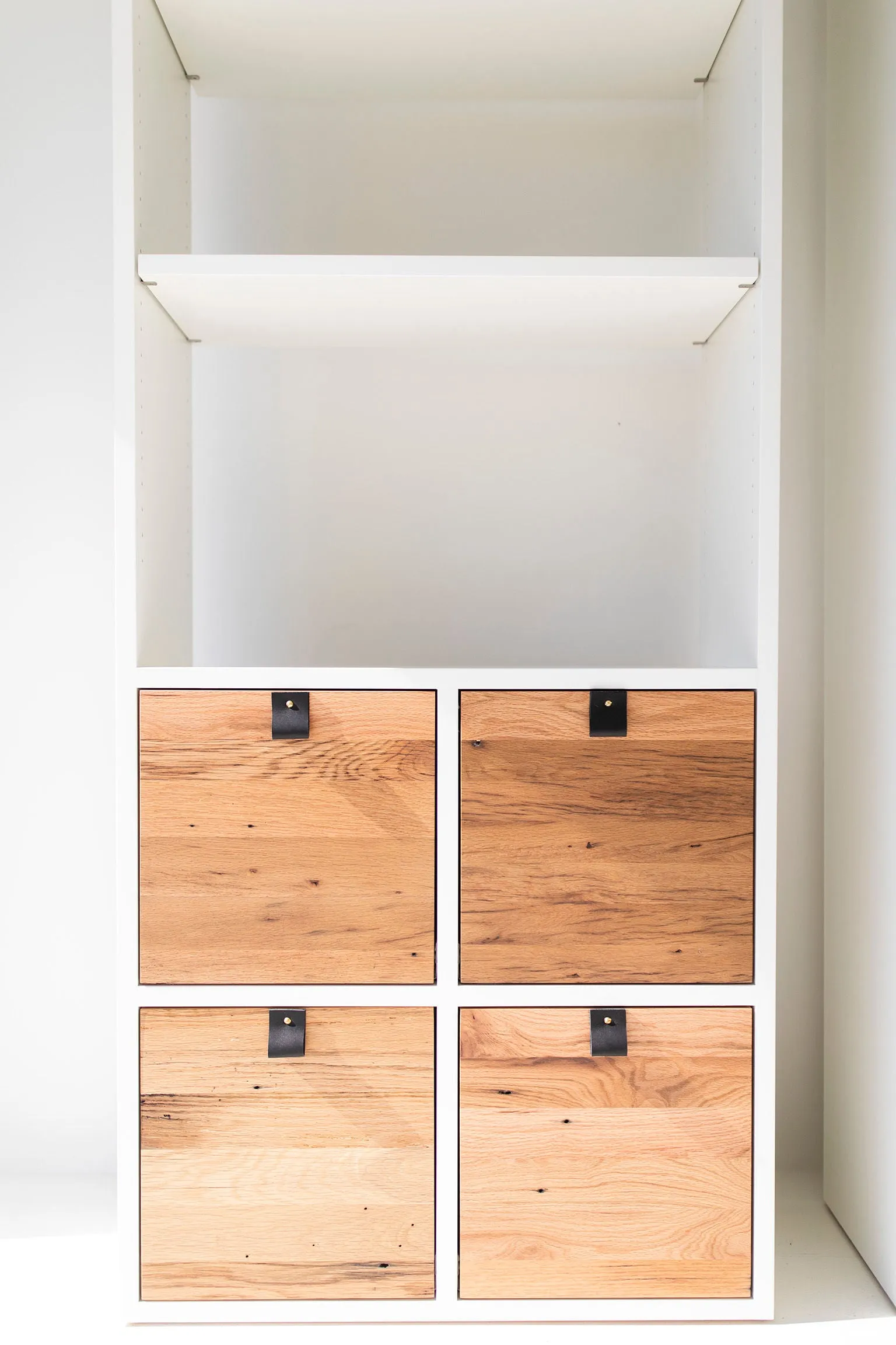 Modern Wall Unit - 1018